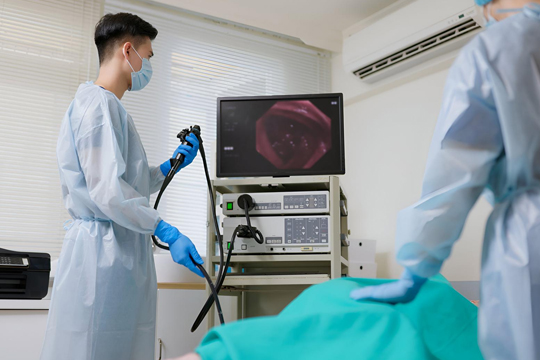 Echipament de colonoscopie